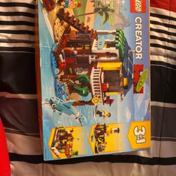 Lego Set Surfer Beach House 