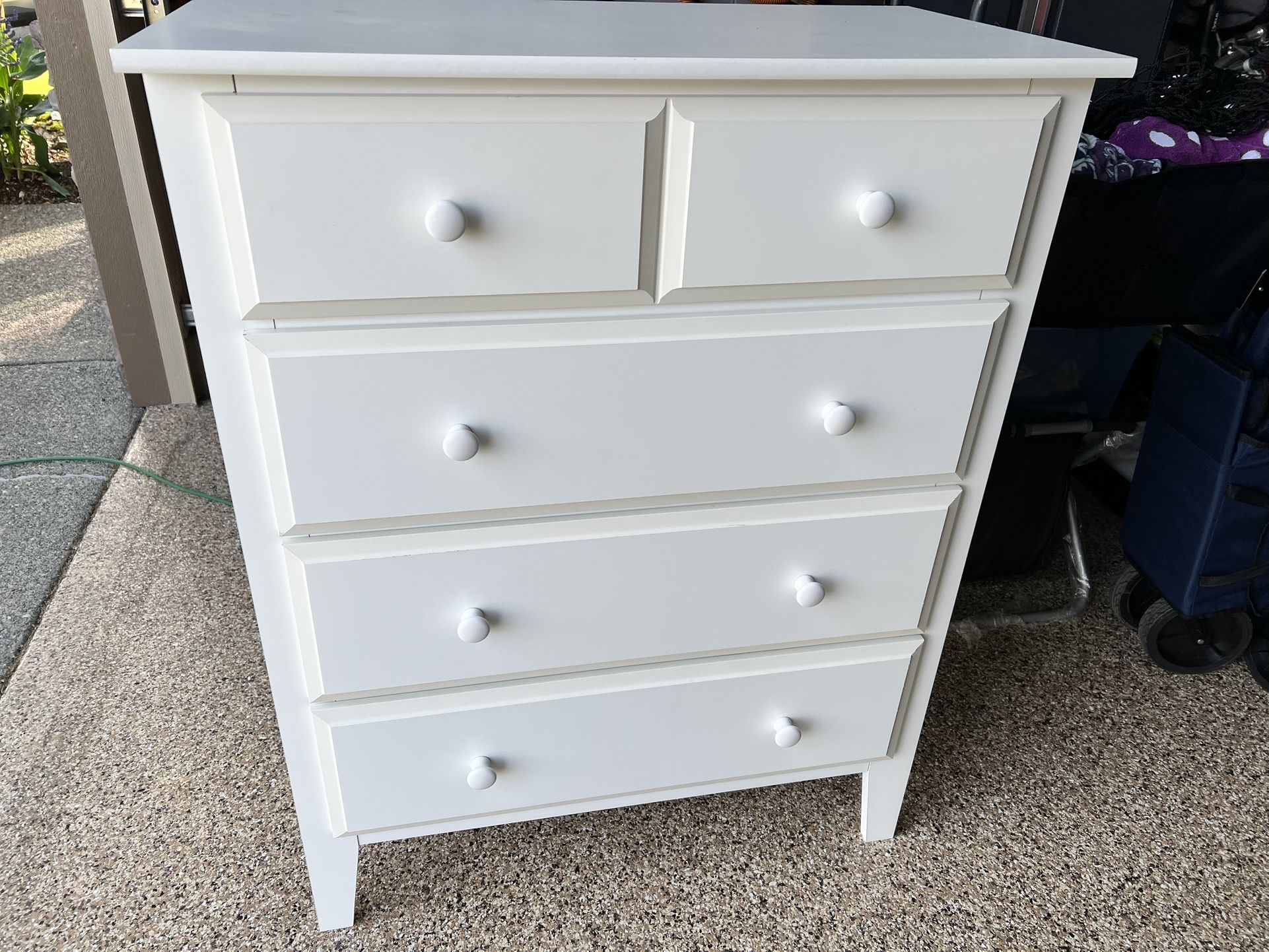 White 4 Drawer Dresser