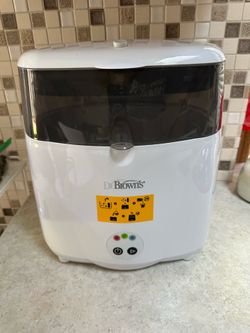 Dr. Brown’s All-in-One Bottle Sterilizer & Dryer – Excellent Condition