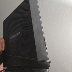 NETGEAR C7000v2 AC1900 WiFi Cable Modem Router