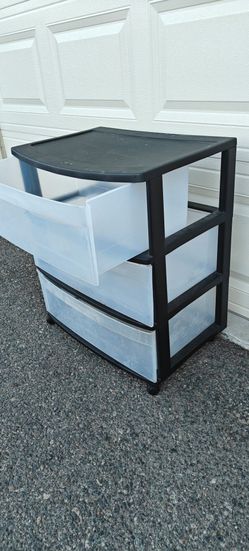22W*14D*24H plastic storage containers with wheels