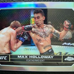 Max Holloway 2024 Topps Chrome UFC #131 SILVER REFRACTOR INSERT!! 