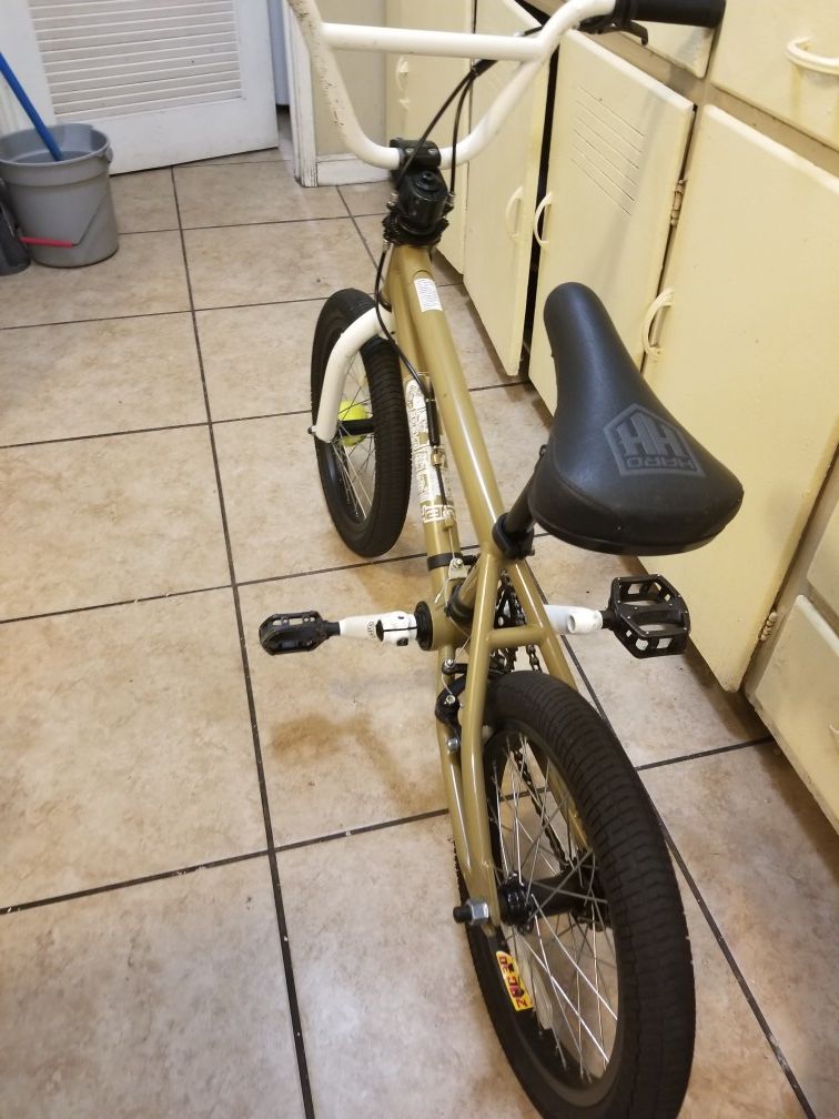 Haro bmx bike