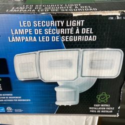 New! LED Outdoor Security Floodlight