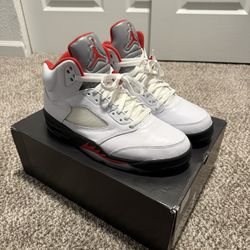 Jordan Retro 5 Fire Red (Silver Tongue) Size 10.5