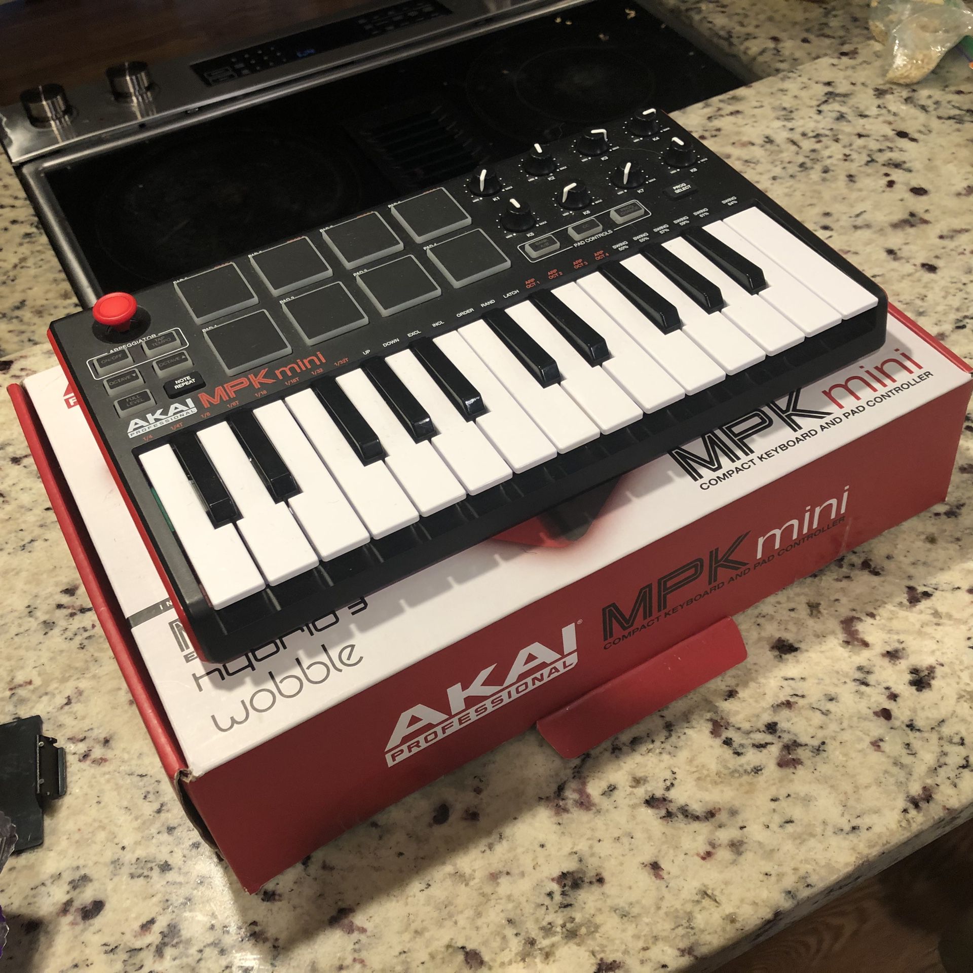 Akai Professional MPK Mini Keyboard