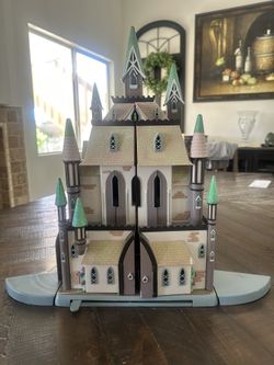 Frozen castle
