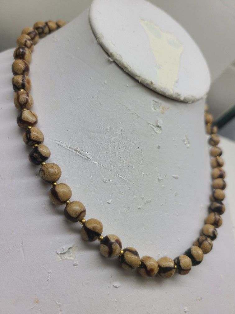 GENUINE BROWN CORAL NECKLACE 