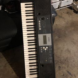 YAMAHA KEYBOARD
