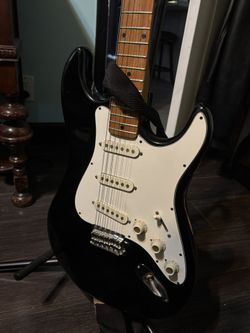Harmony Guitar with Case