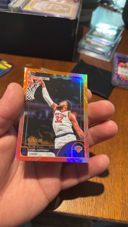 2025-26 Topps NBA Hoops Orange Hoops-Karl Anthony Towns Knicks /249-Color Match / Card number match