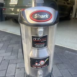 Shark Vacuum Cleaner 