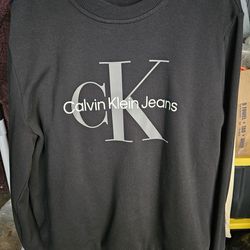 New calvin klein sweatshirt