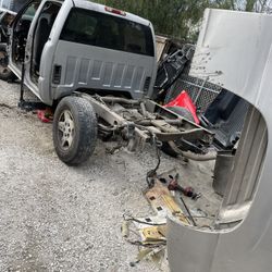 Chevrolet Silverado Crew Cab Parts 