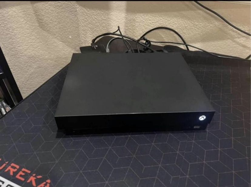 Xbox One X 4k 1Tb 