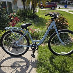 New Concord Laguna 7-Speed Comfort Bike