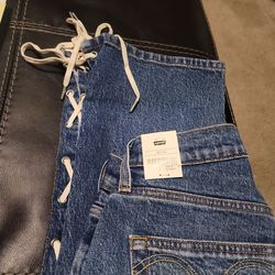 501 Levis Women Jeans