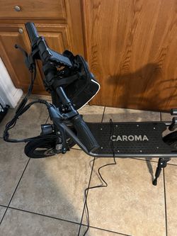 Caroma Peak 870-Watt (Peak) Electric Scooter