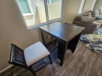 Small Table/ 7ft Sectional