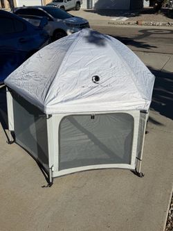 The California Beach Co. Pop 'N Go Playpen