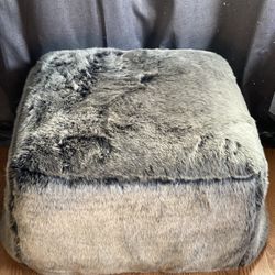 GRAY FAUX FUR CUBE OTTOMAN POUF-LIKE NEW