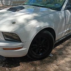 2006 Ford Mustang