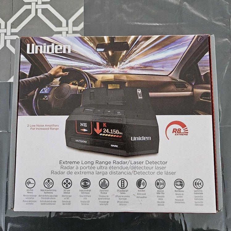 BRAND NEW RADAR DETECTOR UNIDEN R8 EXTREME