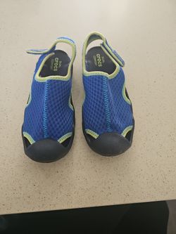 Crocs