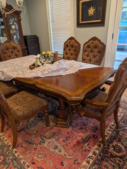 Gorgeous Dining Table with China Cabinet