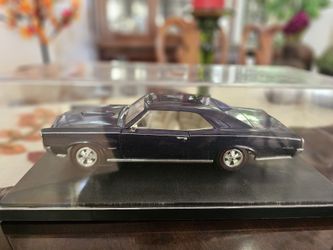CAR COLLECTIBLE