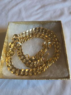 Gold Cuban Link Chain Necklace