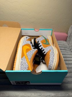 Nike SB Dunk Safari Size 11