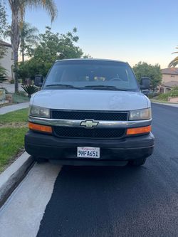 2012 Chevy express 3500