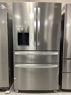 Stainless steel In-Door-Ice Storage Refrigerator By Whirlpool