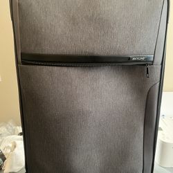 Skyline Softside Large Spinner Expandable Luggage - Gray 