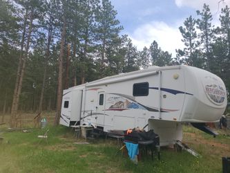 Big horn 5th wheel
