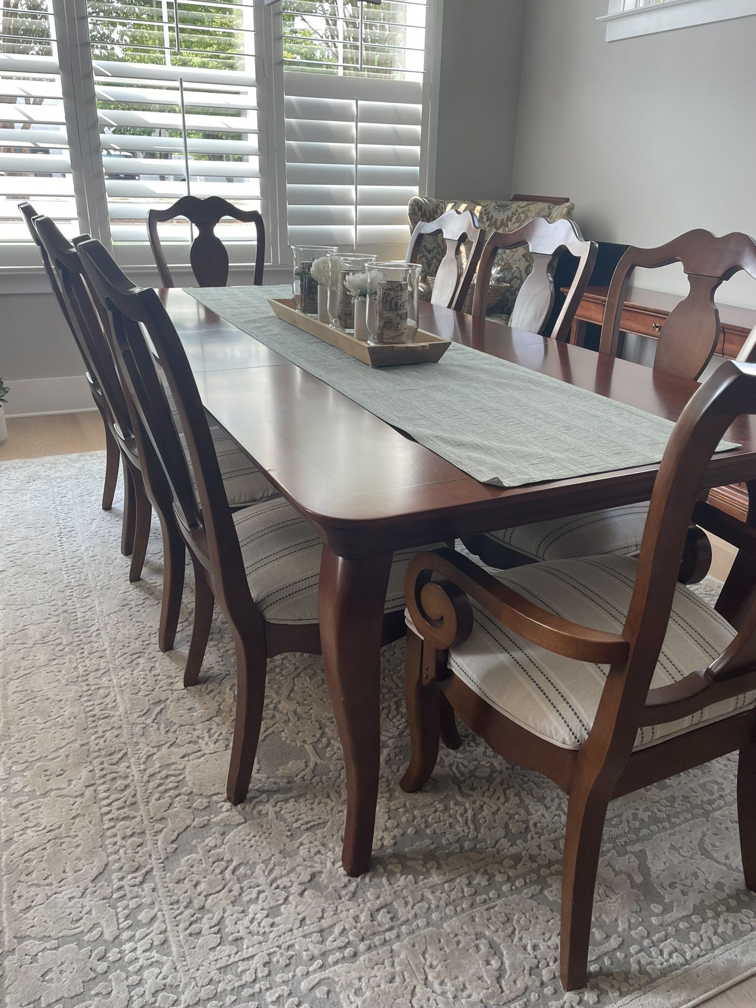 Thomasville Martinique Dining Suite