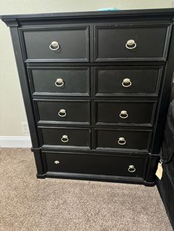 Room dresser