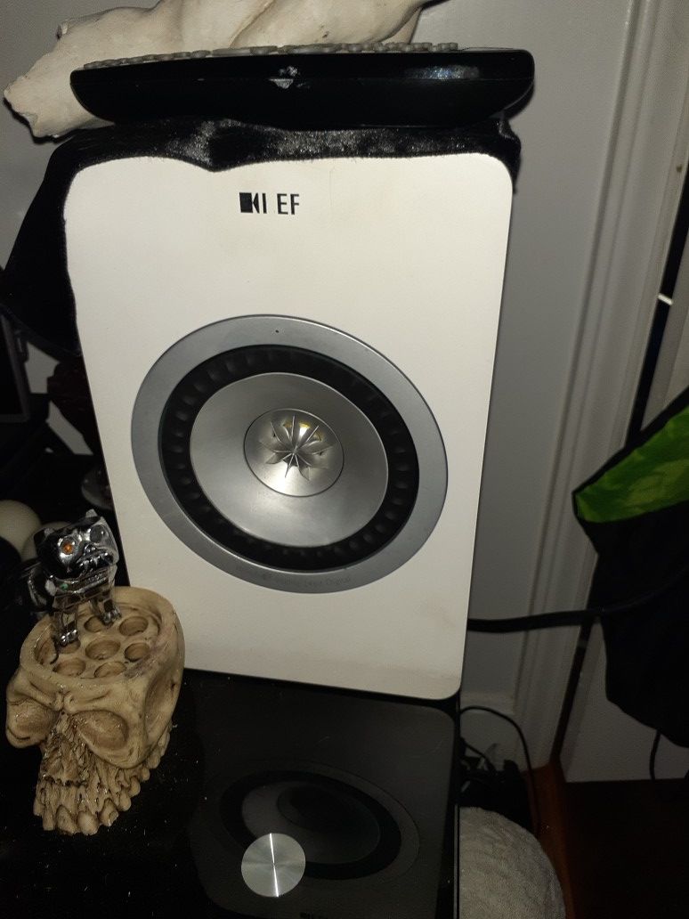 Kef blue tooth speakers