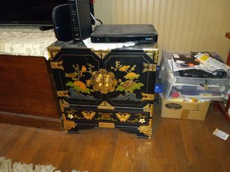 Very Nice Japanese Or China Cabinet Very Good Condition Selling It For $250