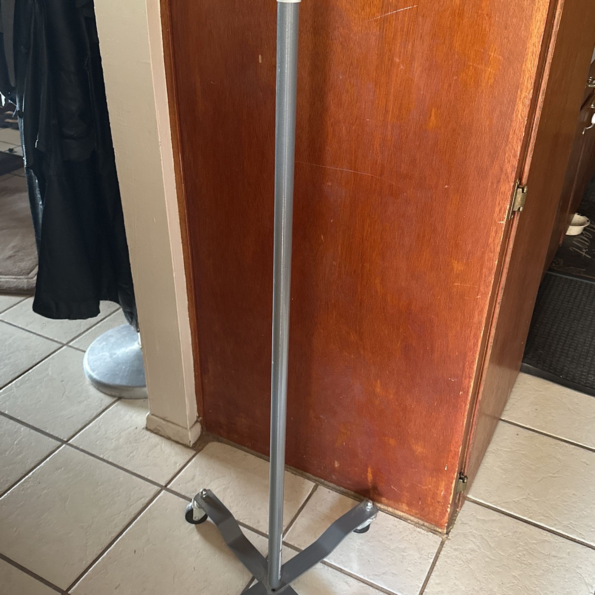 IV Pole