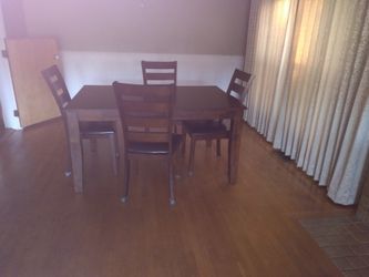Lovely Dining Room Buit In Drop Leaf With 4 Chairs, Excellant Condition