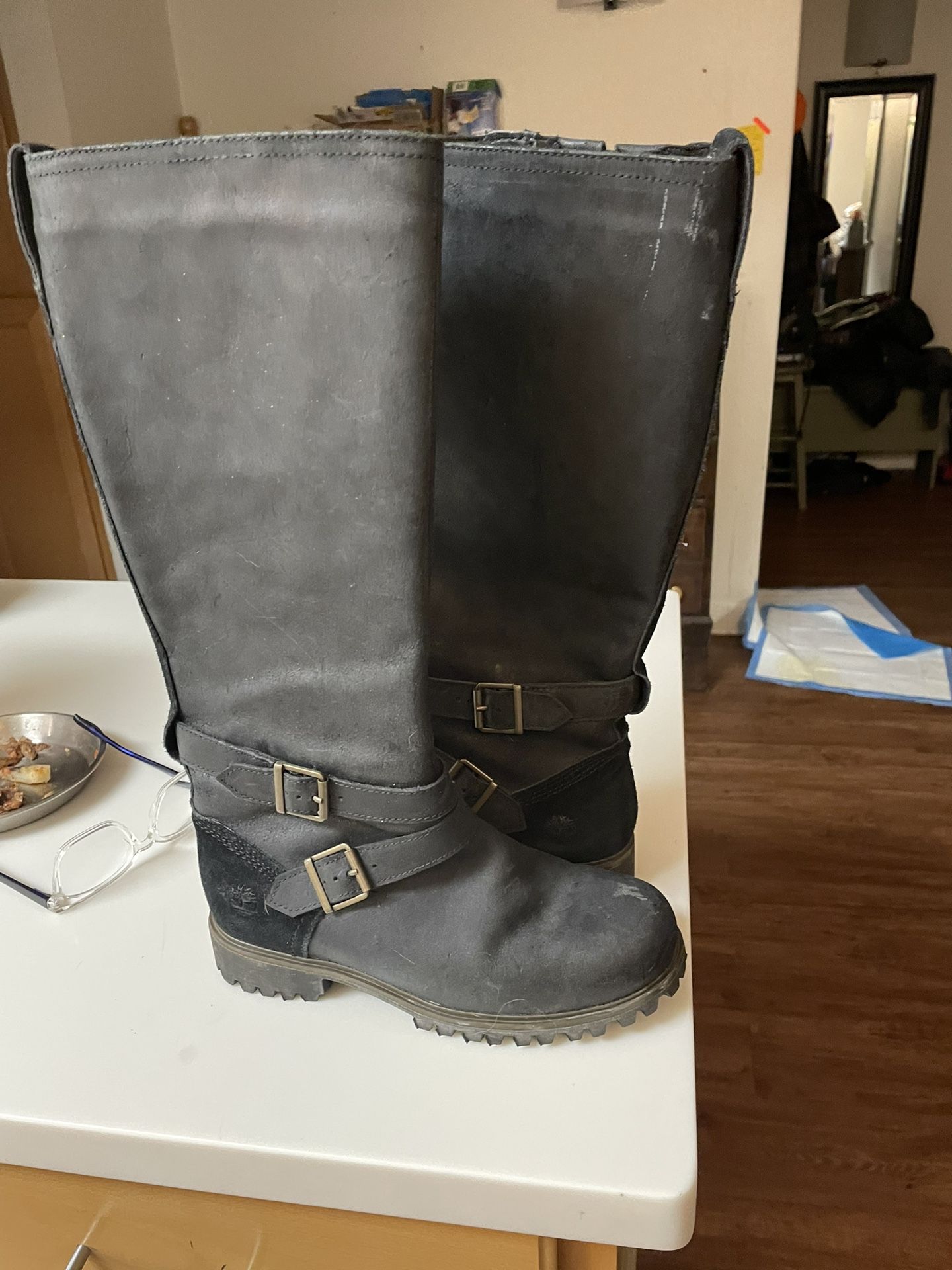 Fry's Boots