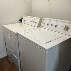 Kenmore Washer & Dryer Set – Gas Dryer – $180 – Need Gone Today