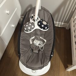 4 Moms Baby Rocker 