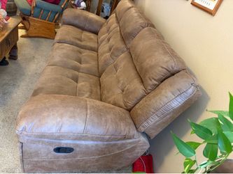 Comfortable recliner couch