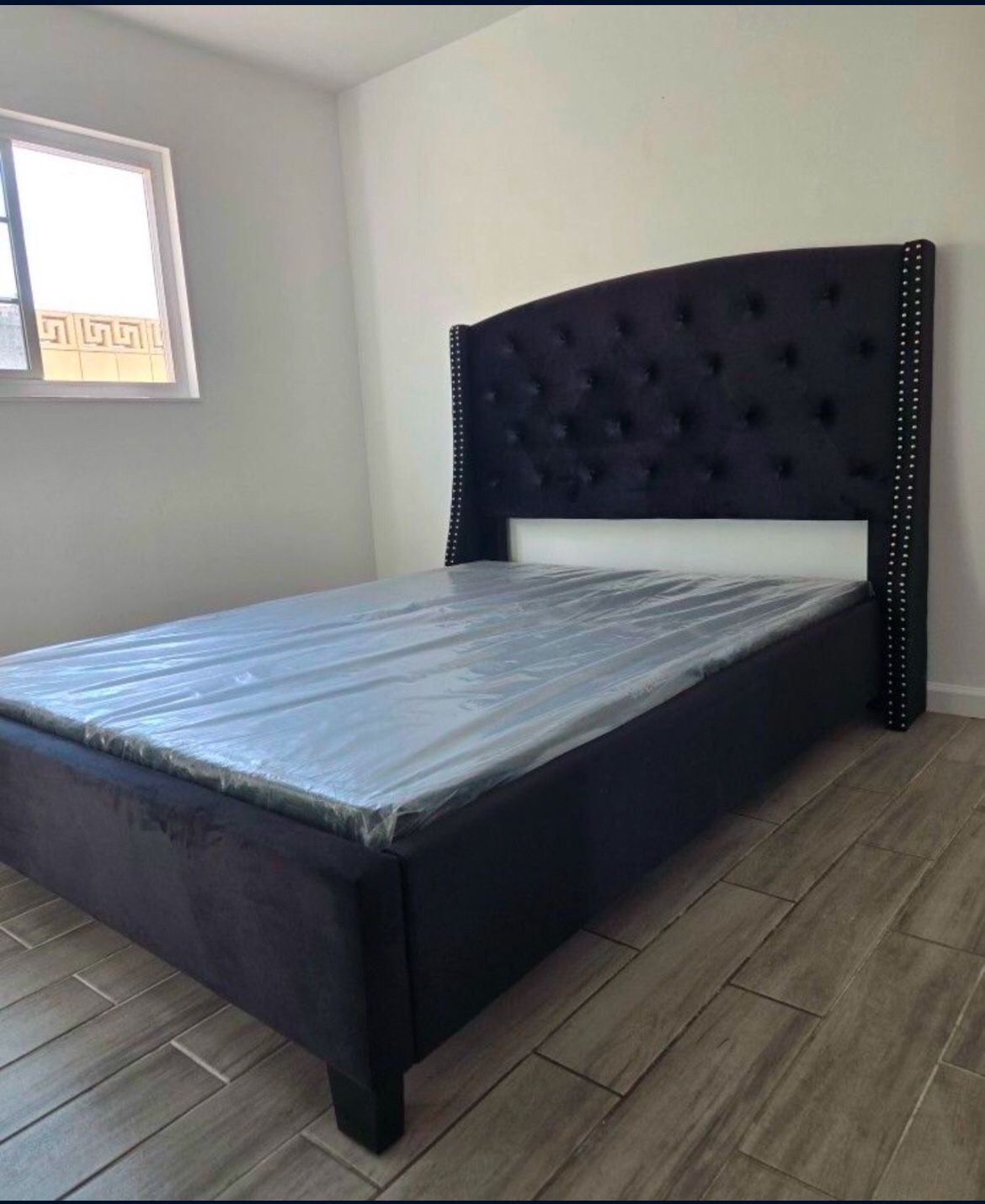 Queen Size Bed Frame With Mattress Included