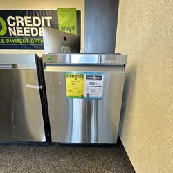 New Samaung Dishwasher 