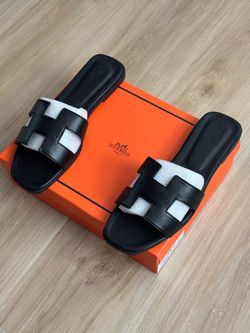 Hermes Black Leather Sandals