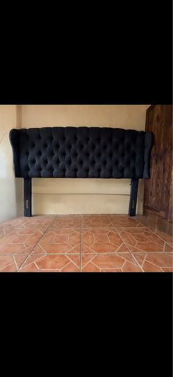 King Wingback Tufted Upholstered Bed – Charcoal Gray – Alton Furniture Group